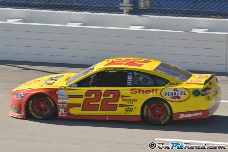joeylogano_mikeholtsclaw