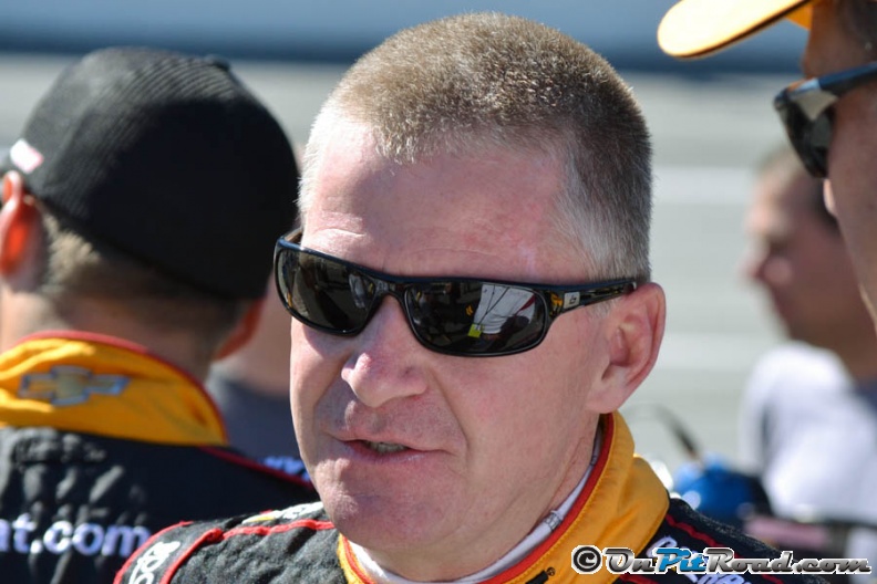 jeffburton_mikeholtsclaw