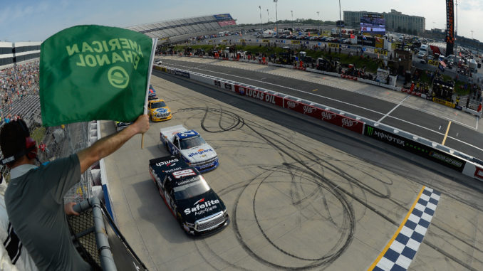 NASCAR Camping World Truck Series JEGS 200
