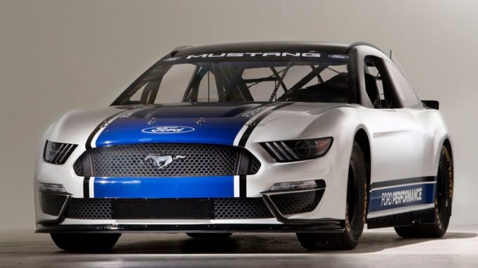 MustangNascarStudio_054_800